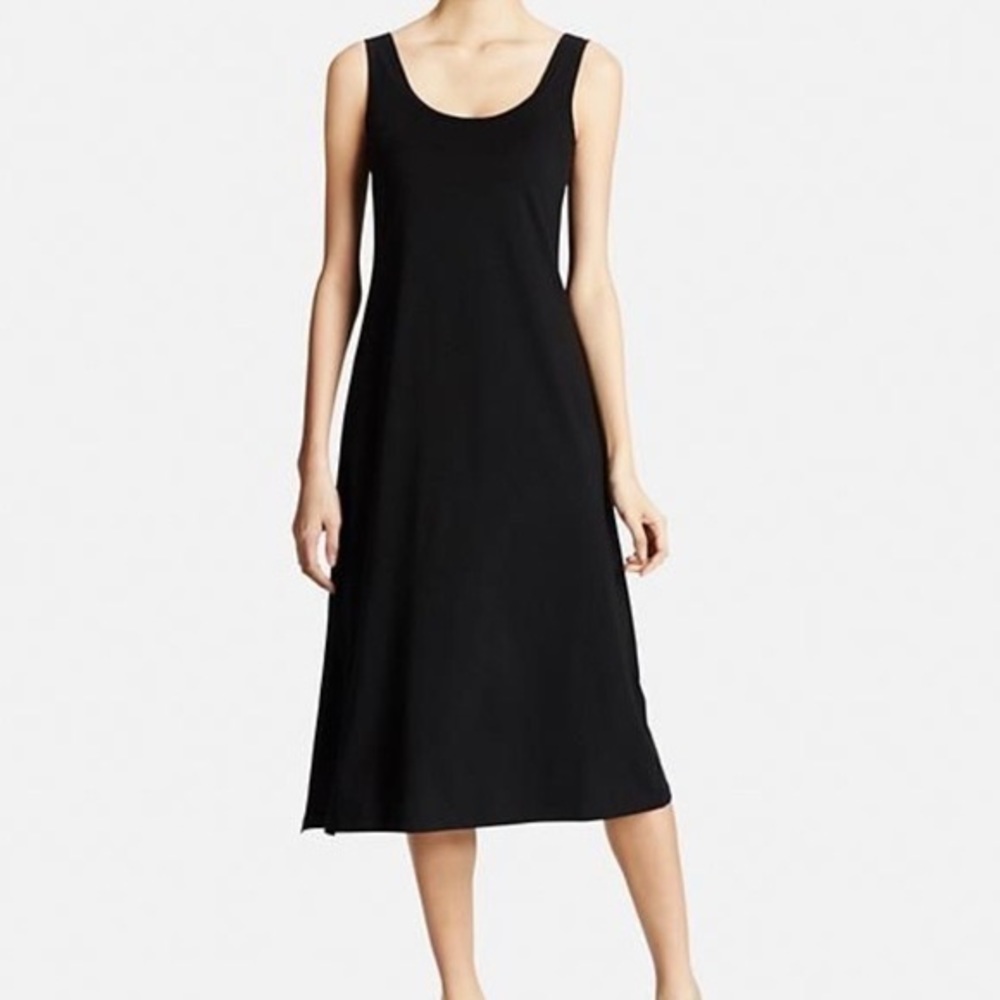 Uniqlo Built in bra dress
